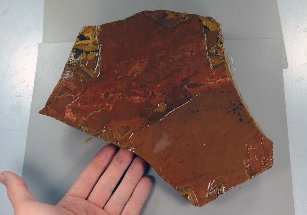 Тигровый глаз необработанный 3304 - вид сбоку