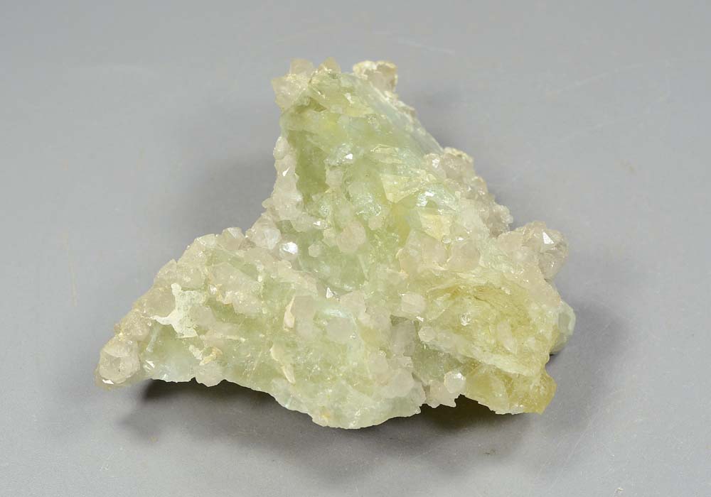 Датолит с кристаллами кварца 102,49 - цена