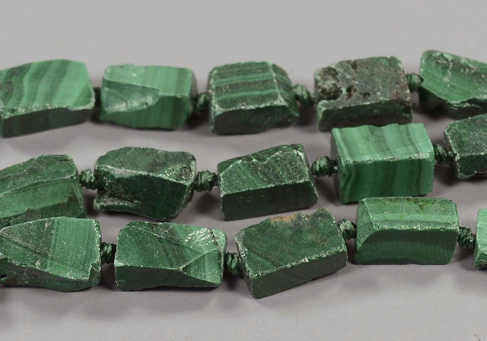 Бусины из малахита, цилиндр 10-6 мм - натуральный камень