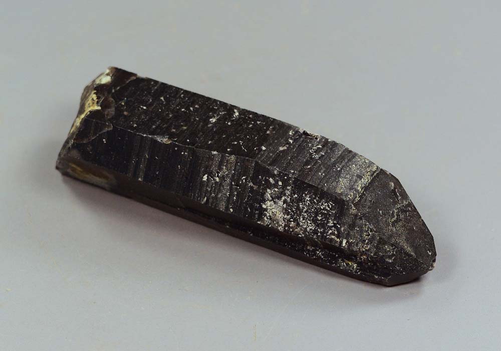 Морион, кристалл 78,69 - вид сбоку