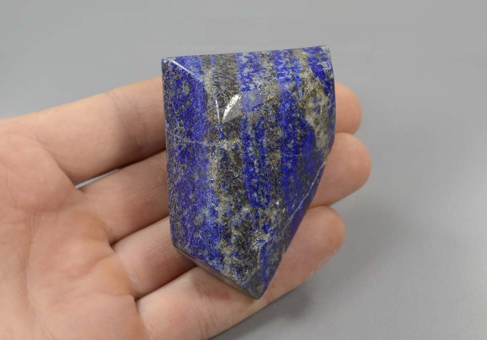 Лазурит, полированный камень 169,30 - купить