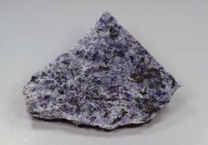Кордиерит, полированный срез 168,61