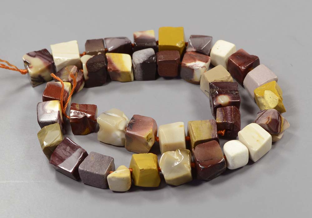 Бусины из яшмы мукаит, кубик 10 мм - фото товара