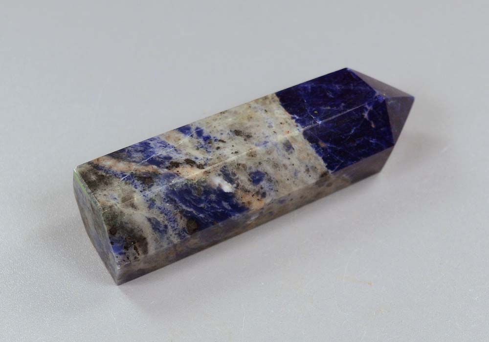 Кристалл из содалита 47,66 - реальное фото
