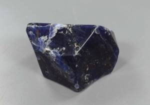 Содалит, полированный камень 103,87