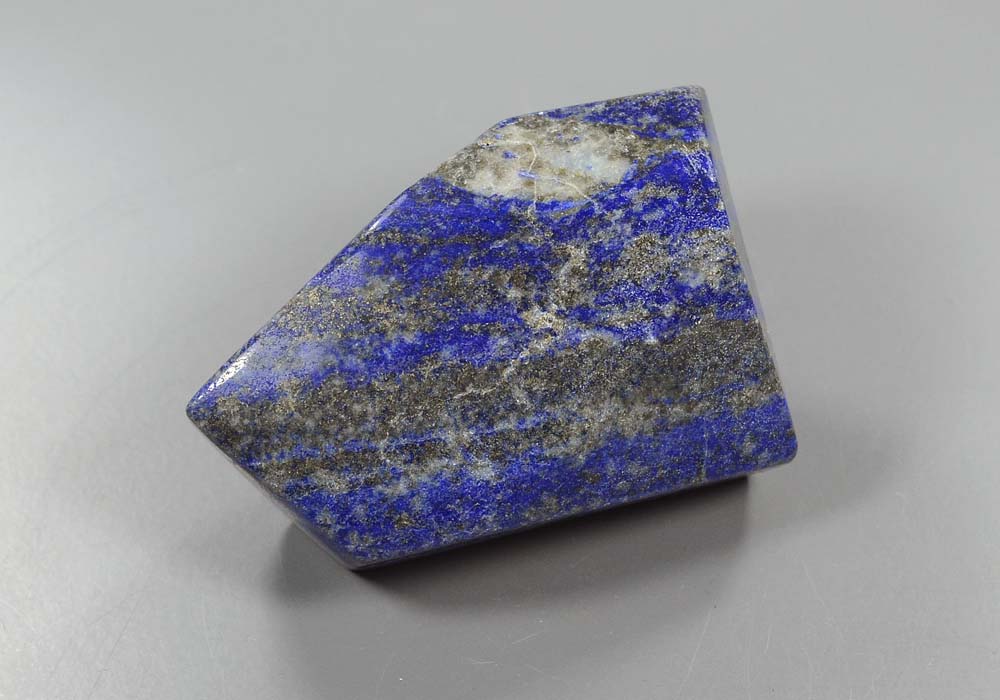 Лазурит, полированный камень 169,30 - цена