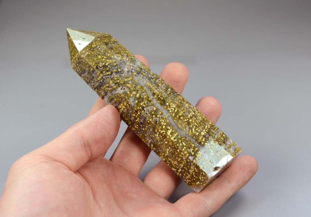 Кристалл из океанической яшмы 212,59 - купить